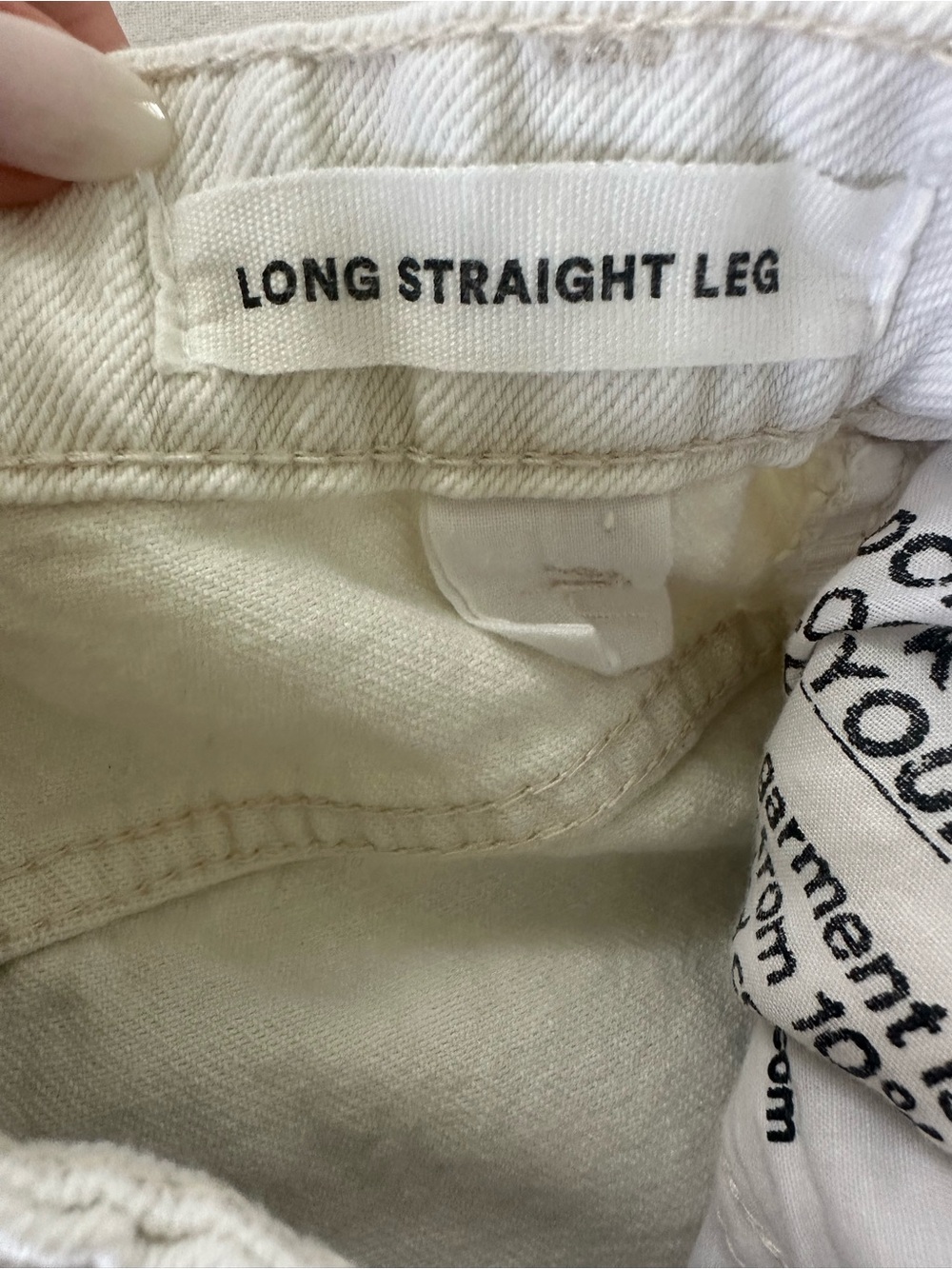 Cotton On mid rise straight leg jeans in white - Picture 12 of 13